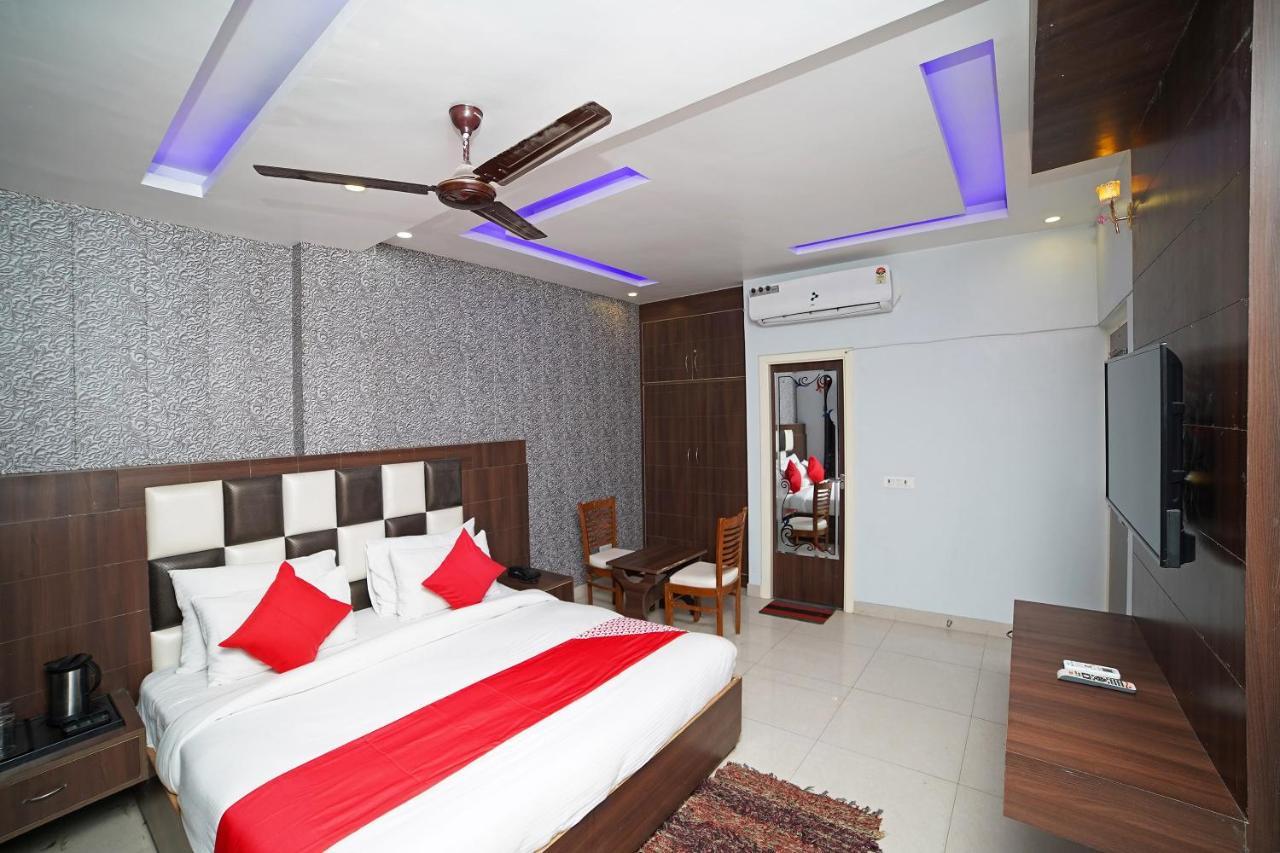 Oyo 39539 Hotel Vansh & Restaurant Kashipur Εξωτερικό φωτογραφία